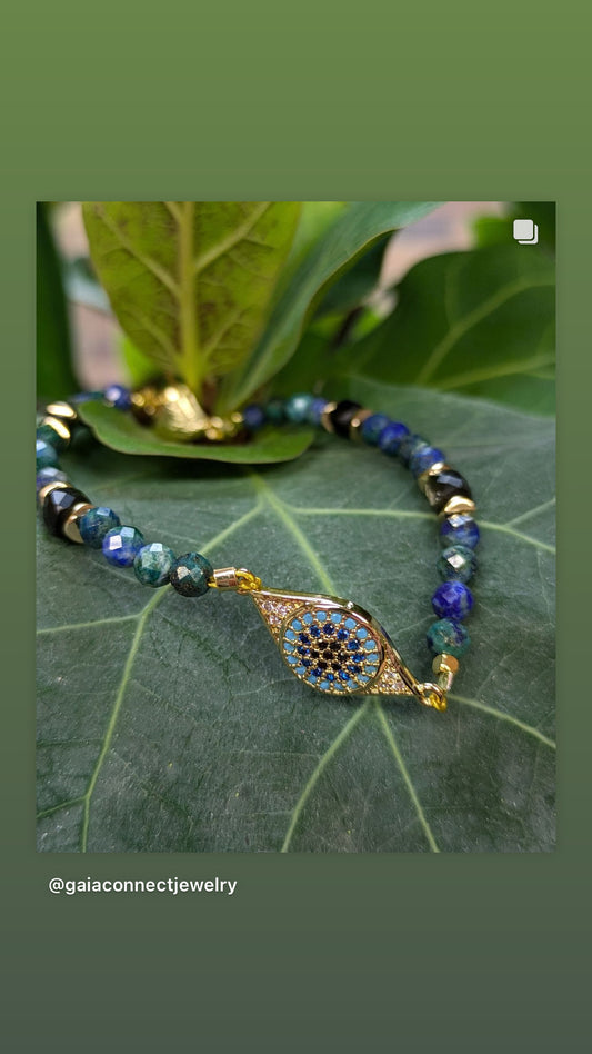 Phoenix lapis lazuli eye bracelet with heart magnet clasp